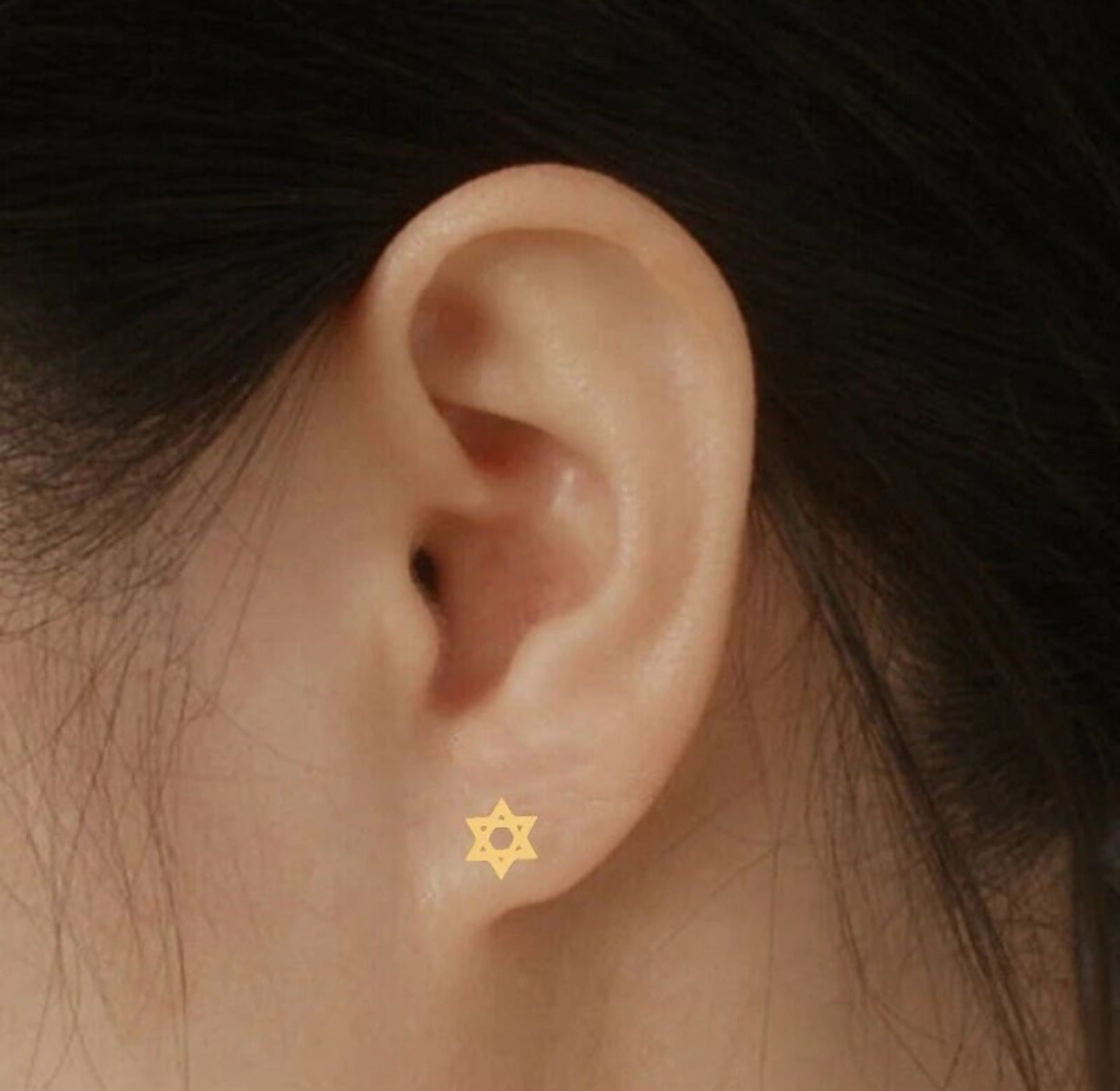 Star of David Earrings - Gold