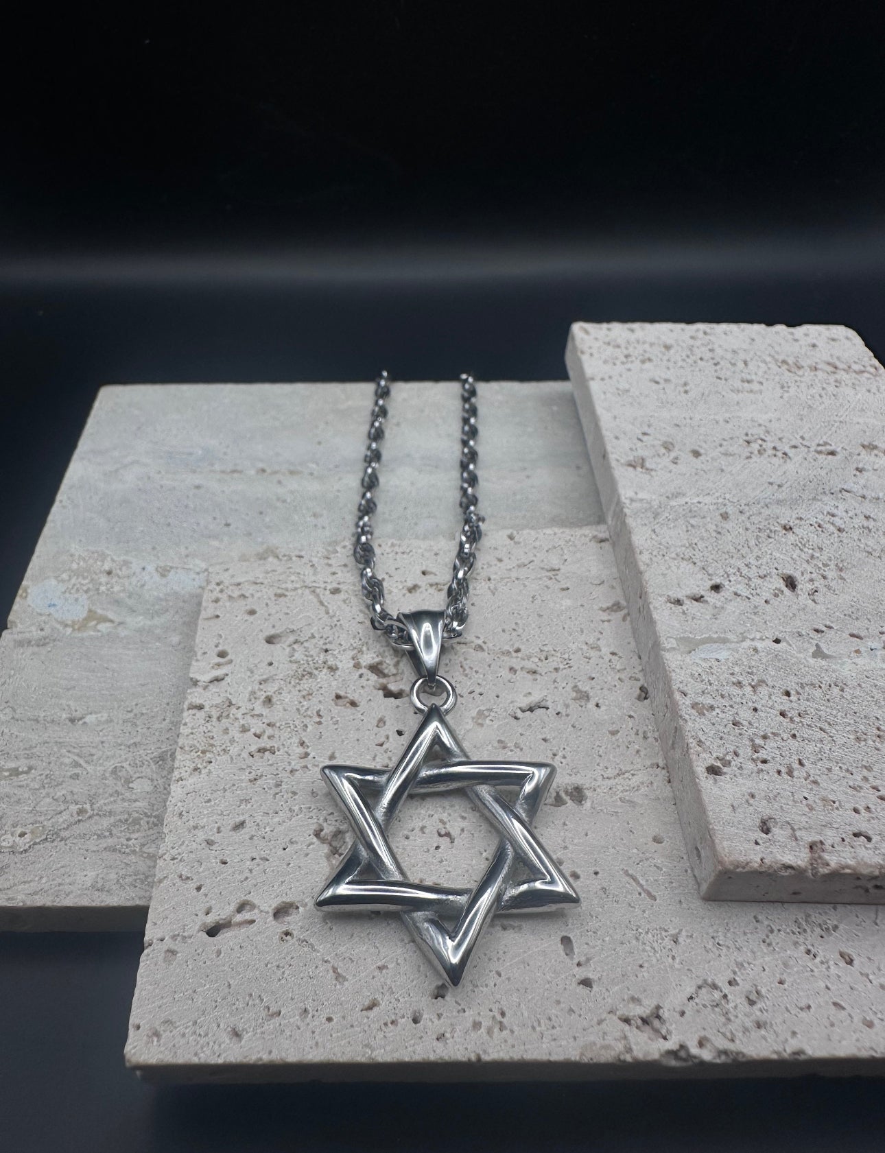 Men and Women Magen David Star of David Necklace Unisex - Silver