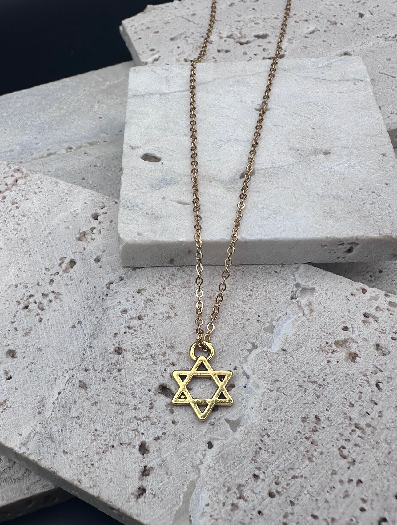 Gold Magen David Star of David Charm Necklace / Choker , length adjustable chain