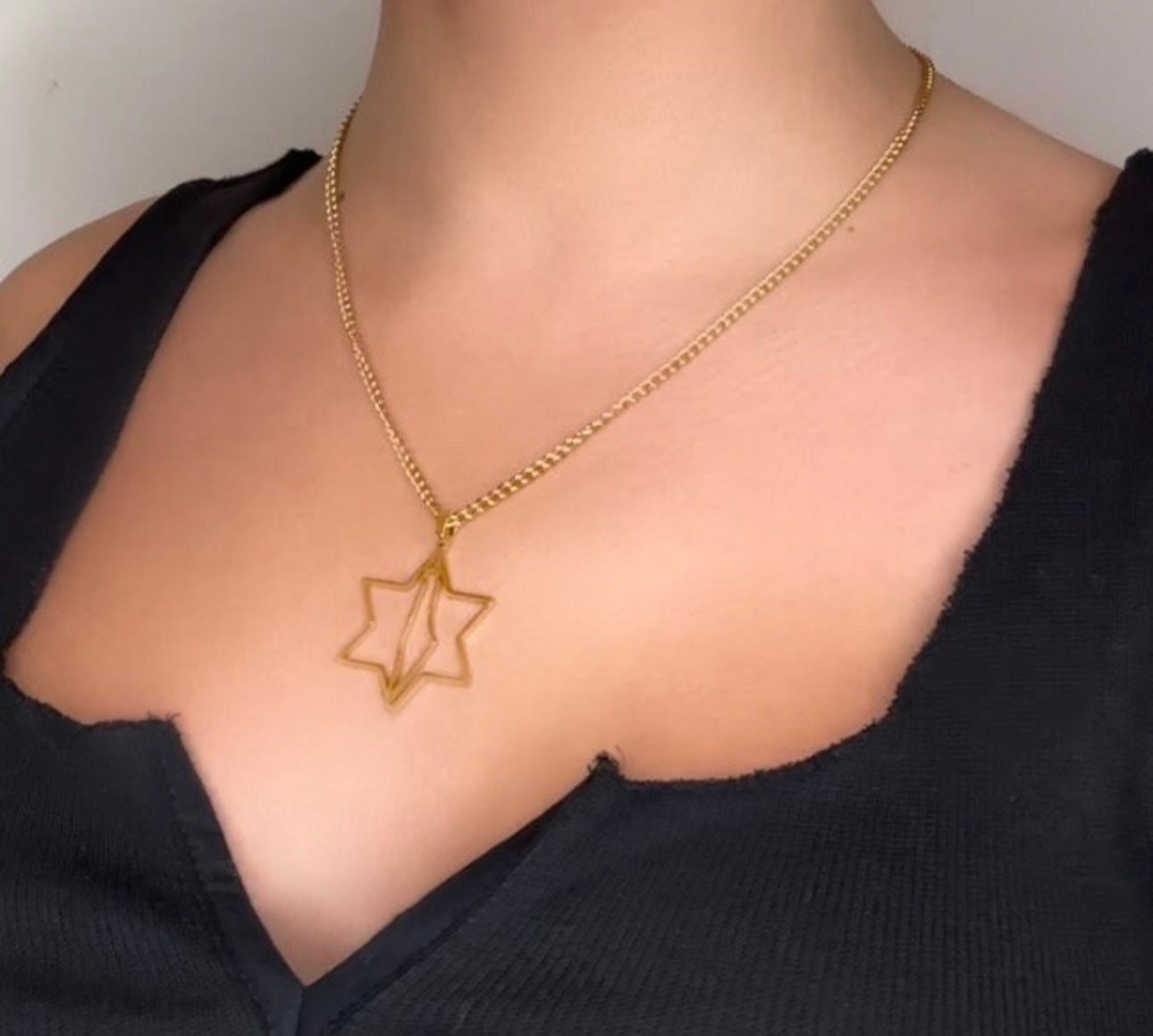 Men and Women Magen David Star of David , Map of Israel Necklace Unisex - Gold